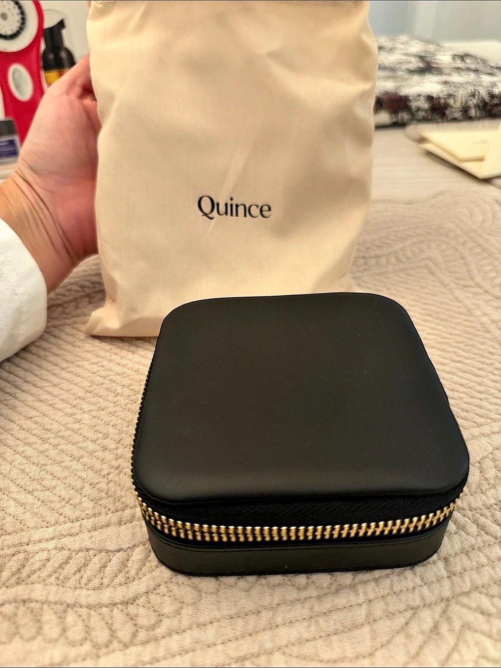 Quince Leather Jewelry Travel Case Black